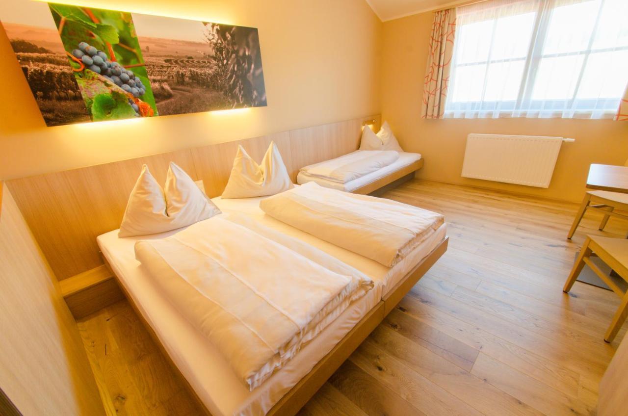 Jufa Hotel Neutal Ngoại thất bức ảnh